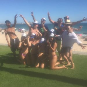 Meet your Posher, Carlos