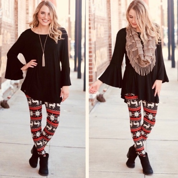 RESTOCKED IN NEW LISTING Holiday Reindeer Leggings - Picture 2 of 7