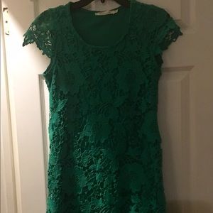 Kelly green shift dress