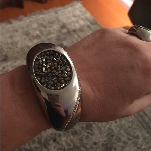 Bracelet - Picture 3 of 4