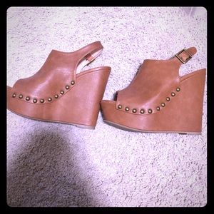 Wild diva studded platform wedges