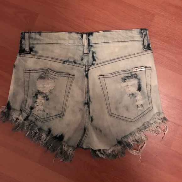 Shorts - Picture 2 of 2