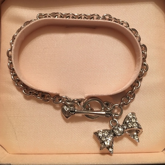 Juicy Couture bow toggle bracelet