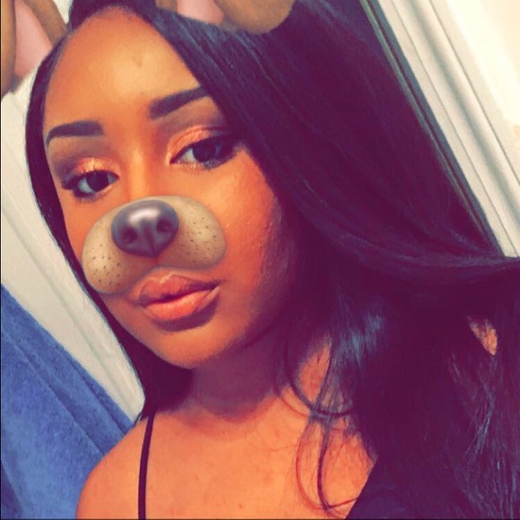 Meet your Posher, Gabriele - Picture 1 of 1