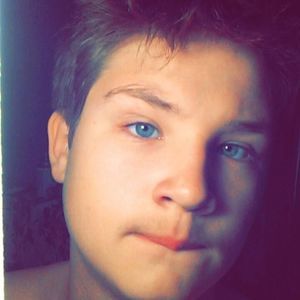 Meet your Posher, Nicholas