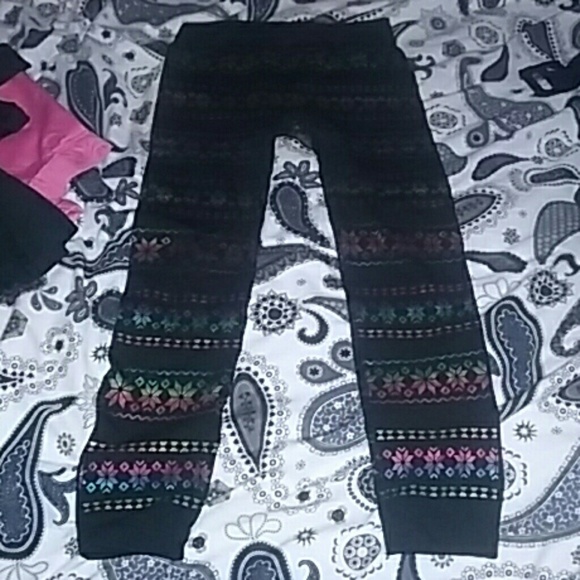 Clothes for girls - Picture 1 of 4