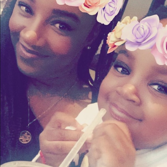 Meet your Posher, Tatiana - Picture 2 of 3