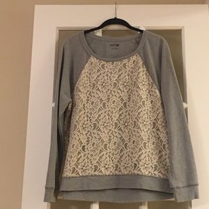 Lace style sweater