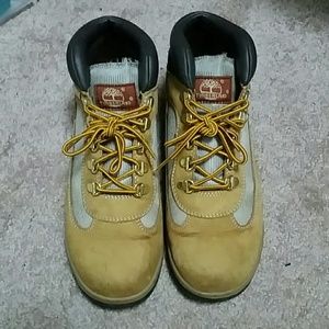 Timberland 8.5 Boots Hiking Classics