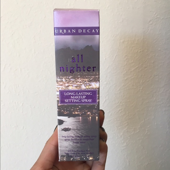 Urban Decay all nighter setting spray