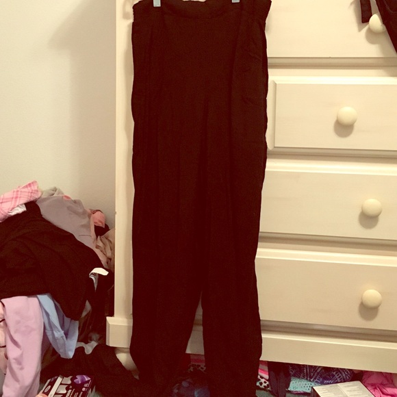 Black gaucho pants