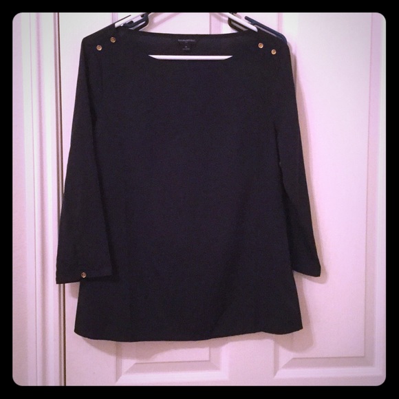 Top - Picture 1 of 2