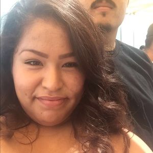 Meet your Posher, Mayra