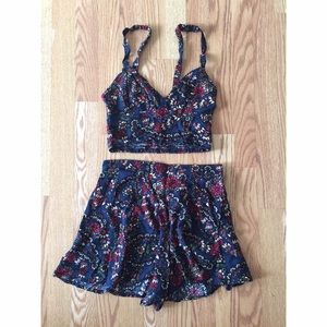 Hollister set small