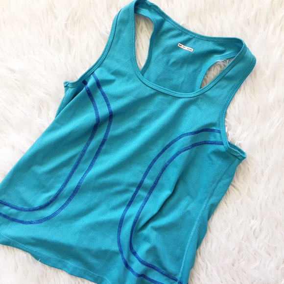 • Lululemon • Silverescent Racerback Tank - Picture 2 of 3