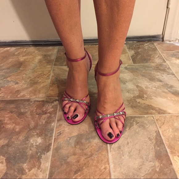 Pink Sandals BCBG - Picture 2 of 4