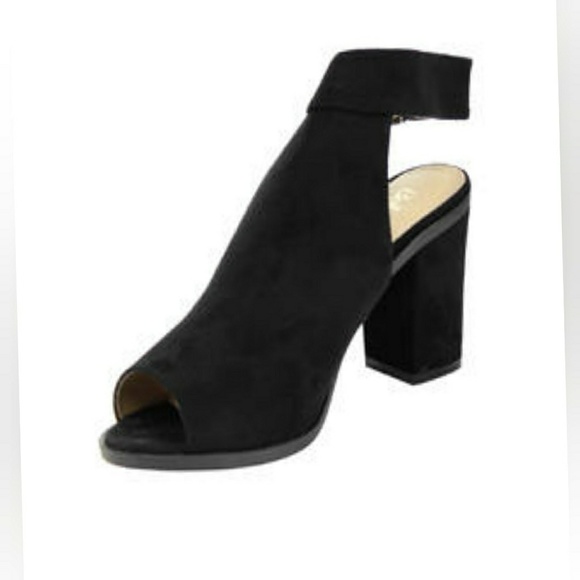 Shoes Black SUEDE Heels NEW!!! - Picture 3 of 5
