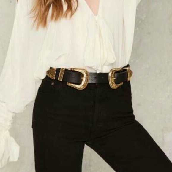 b low the belt
 Accessories - B-Low the Belt Bri Bri Leather Belt