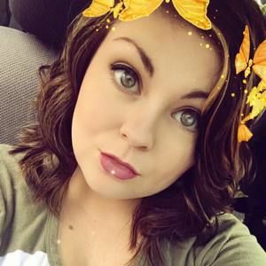 Meet your Posher, Leah