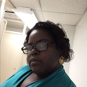 Meet your Posher, Jasmine