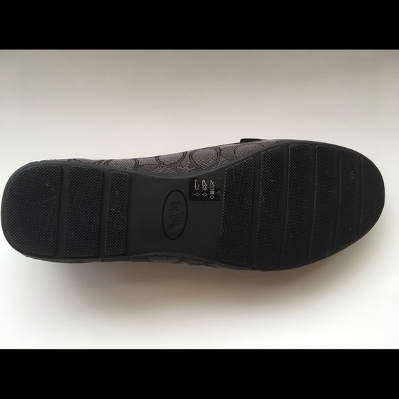 Sold Coach shoes flats loafers signature hardware - Picture 6 of 7