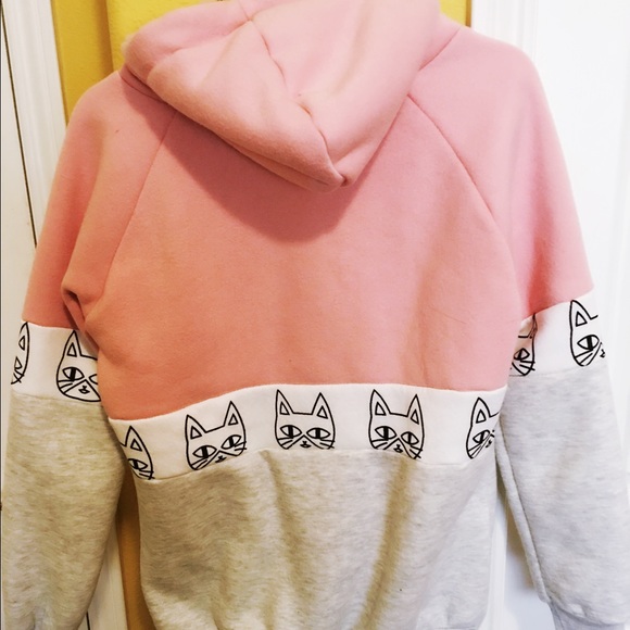 Cat sweatshirt - Picture 2 of 3