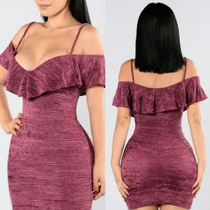 OMG SUPER REDUCED PRICE! Ribbed Midi Dress. Small.