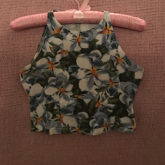 tropical crop top!! - Picture 1 of 2