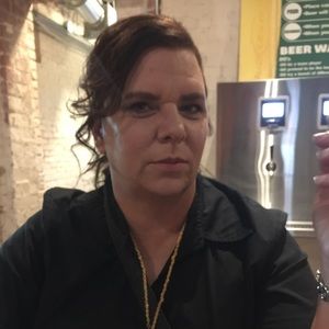 Meet your Posher, Robyn