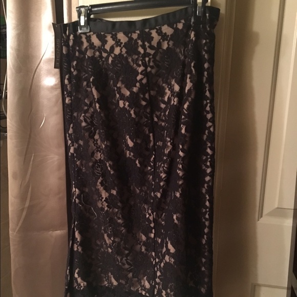 Single by Galina Lace Skirt. Size Small.