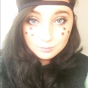 Meet your Posher, Cassandra