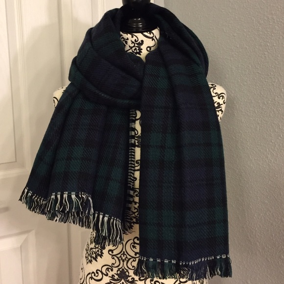 Reversible Blanket Scarf - NWT