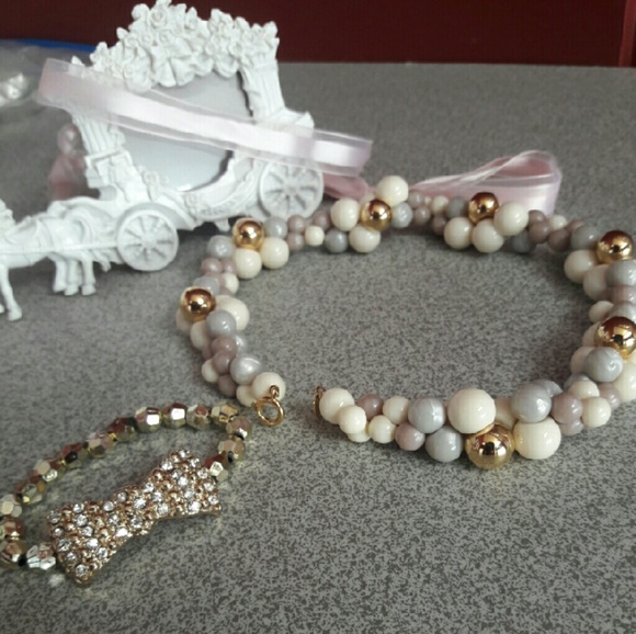 UNIQUE STATEMENT NECKLACE AND BRACELET