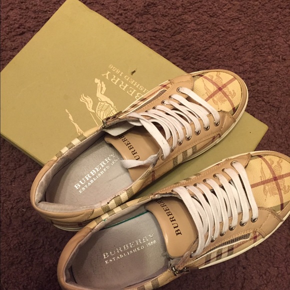 Buberry sneakers