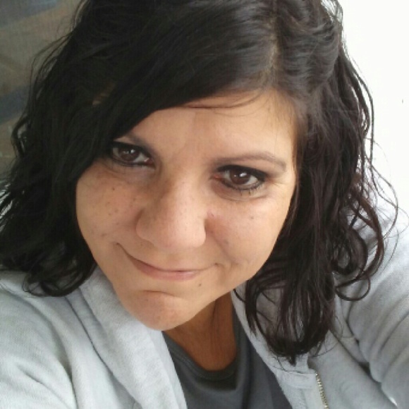 Meet your Posher, Louann