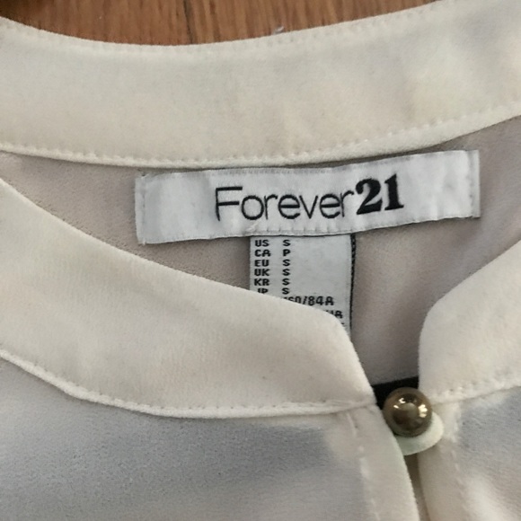 Forever21 Sheer Half Button Long Sleeve Size S - Picture 2 of 3