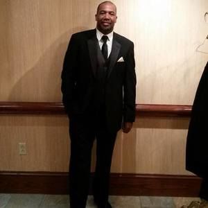 Meet your Posher, Derrick