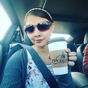 Meet your Posher, Stephanie