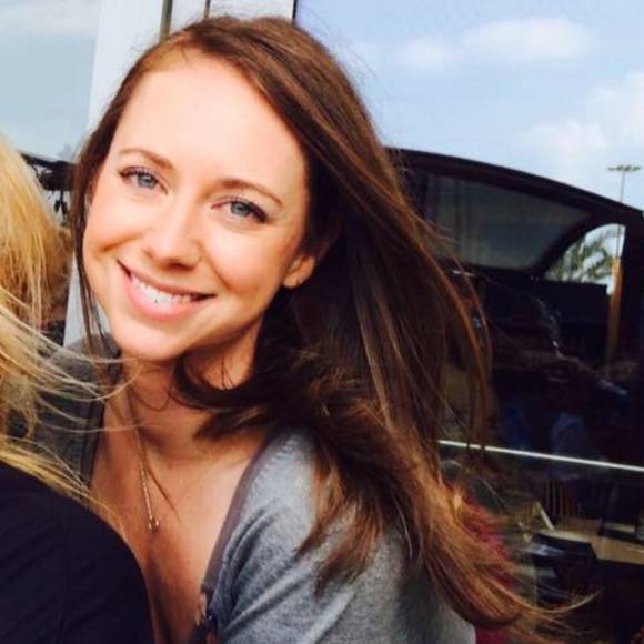 Meet your Posher, Andrea - Picture 1 of 1