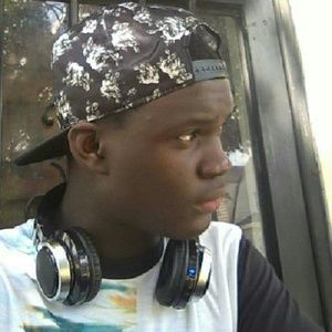 Meet your Posher, Elijah