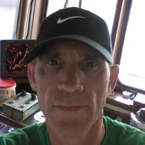 Meet your Posher, Dennis