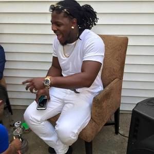 Meet your Posher, Angel dinero