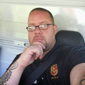 Meet your Posher, Thomas