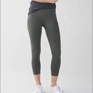 Lululemon Zone In Crop.
