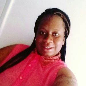 Meet your Posher, Shaquandra