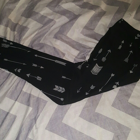 EUC LuLaRoe Leggings Arrow Unicorn TC