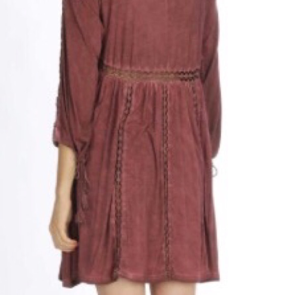 🎉HP🎉NWT Burgundy Crocheted Lace Dress/Tunic - Picture 2 of 4