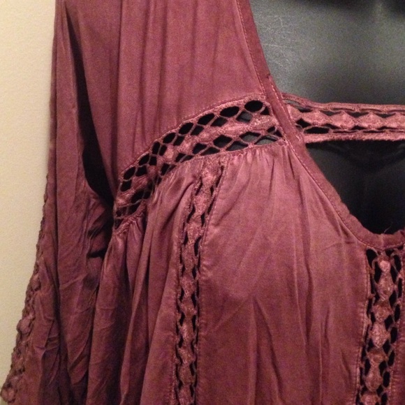 🎉HP🎉NWT Burgundy Crocheted Lace Dress/Tunic - Picture 4 of 4