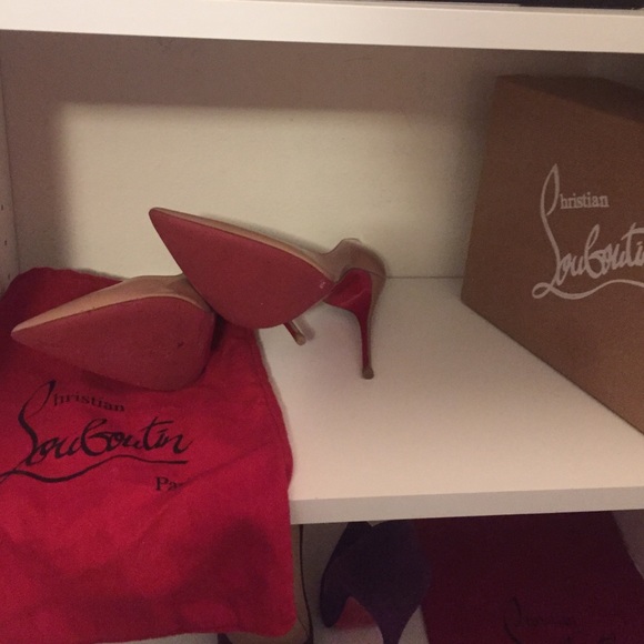 SOLD-Christian Louboutin Kate Tan heels - Picture 2 of 4