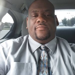 Meet your Posher, Troy